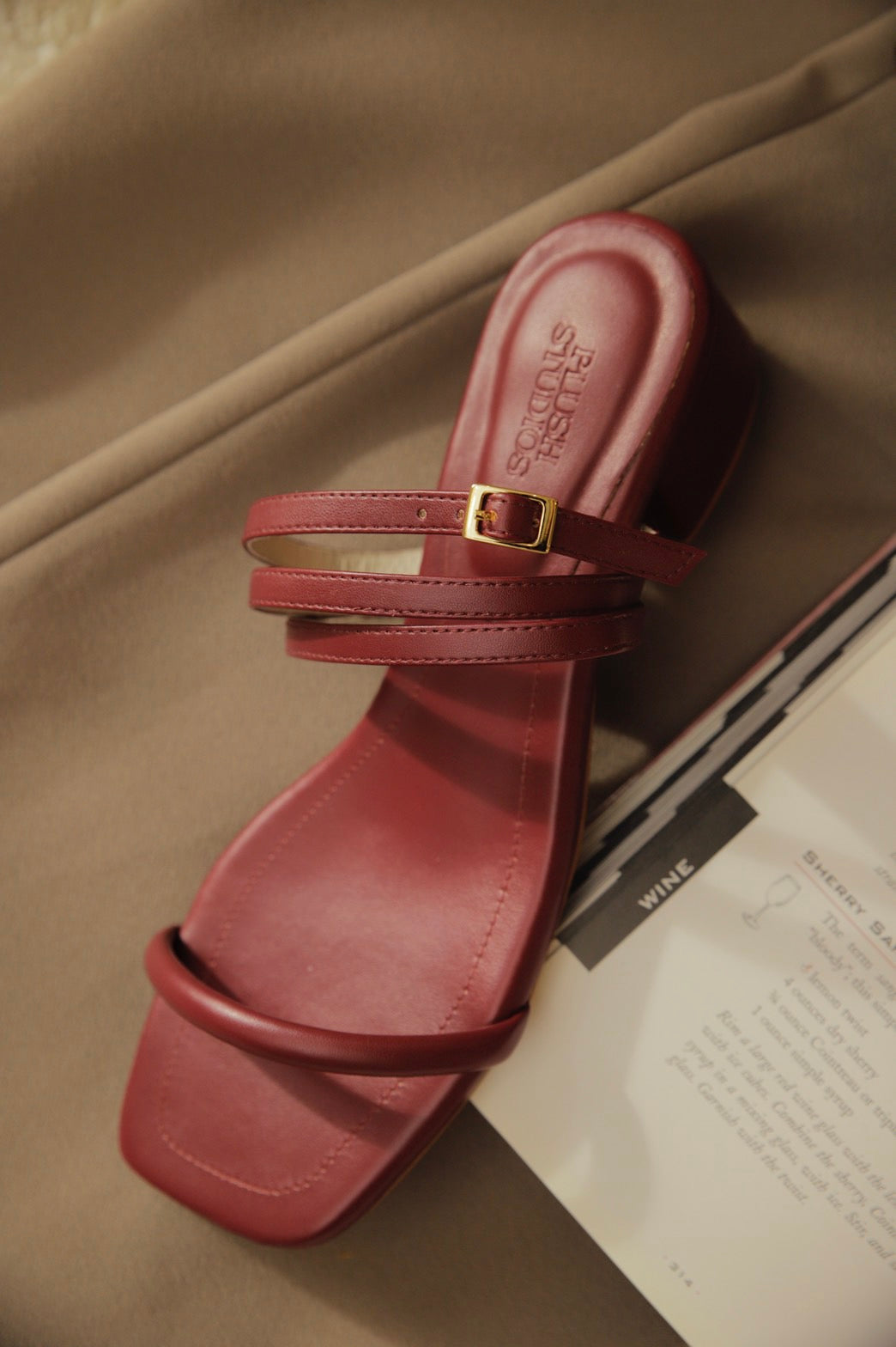 Red v sandals deals