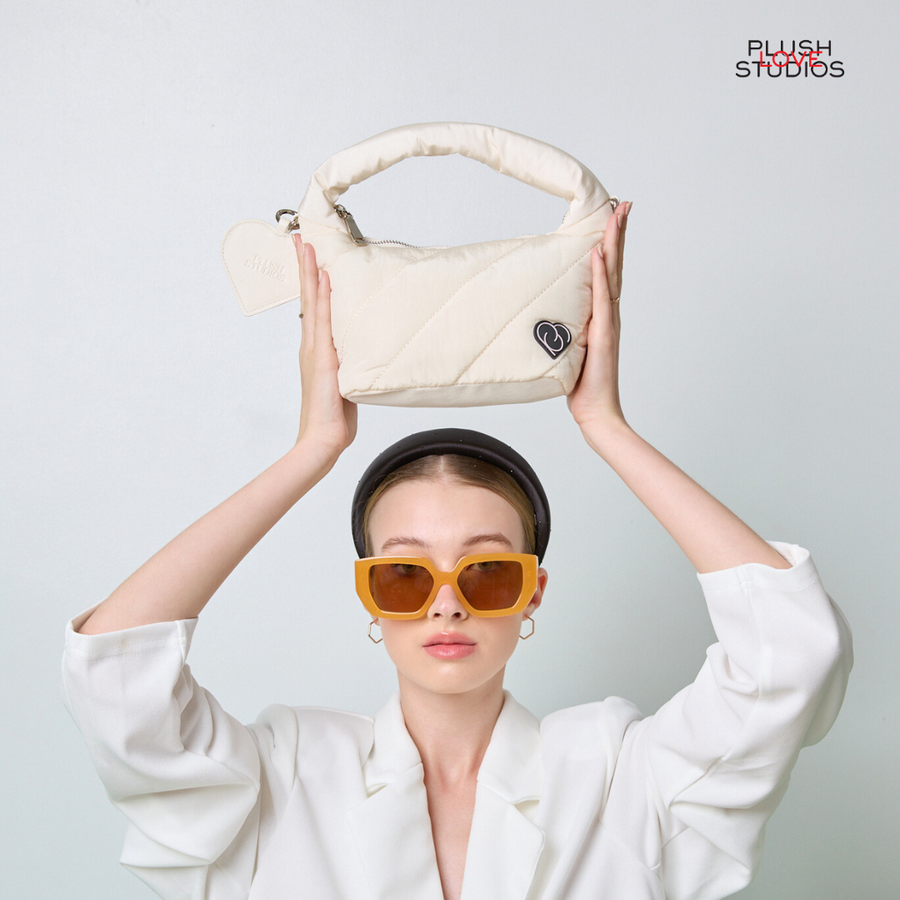 PLUSH LOVE Lola Bag
