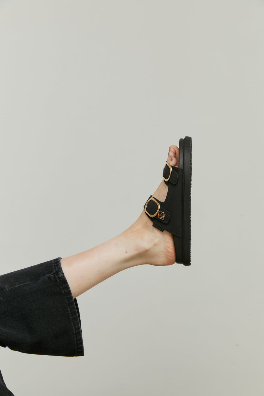 Gia Unisex Sandals Black