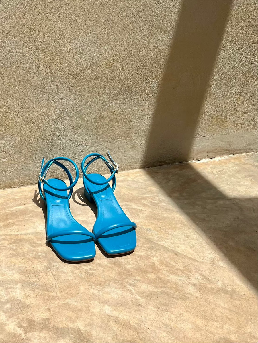 Kara (Sandals) Set Deep Blue