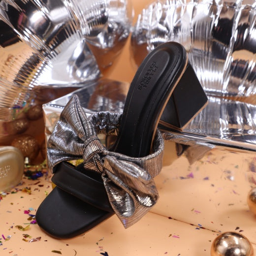 Metallic Bow Straps