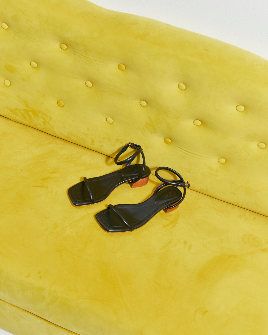 Kara (Sandals) Set Black