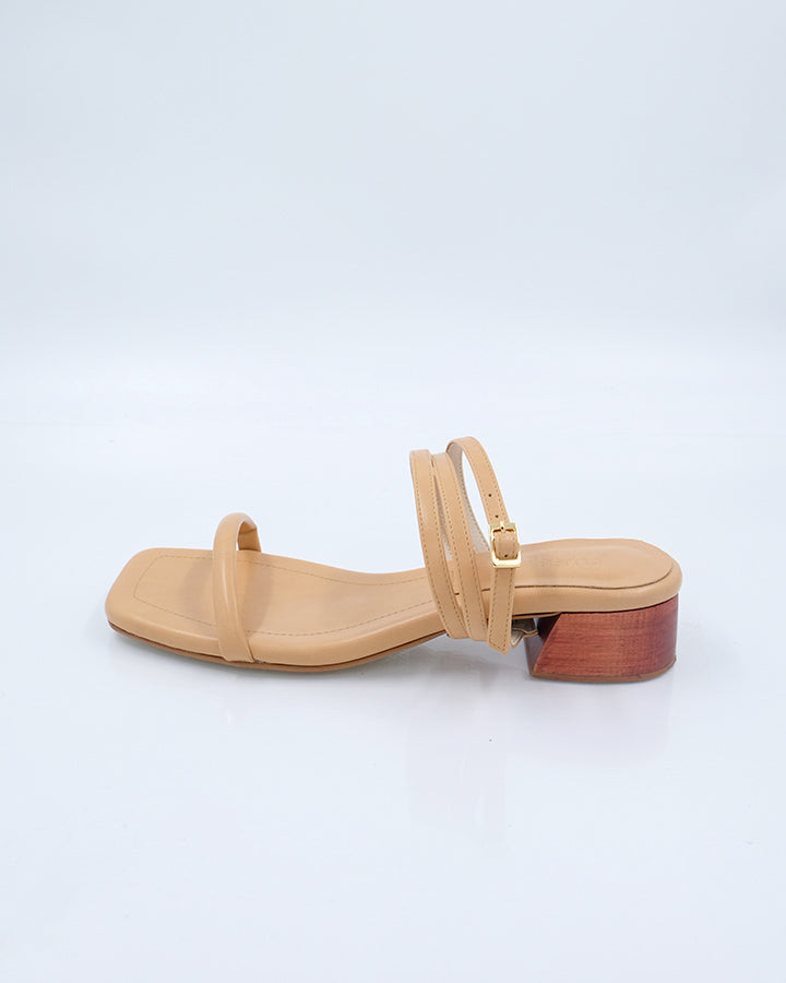 Kara (Sandals) Set Camel